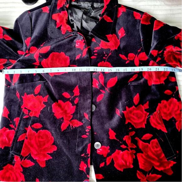 Talbots Red Rose Velvet Jacket 16WP Soft Goth Floral Romantic Dark Academia - Picture 5 of 9